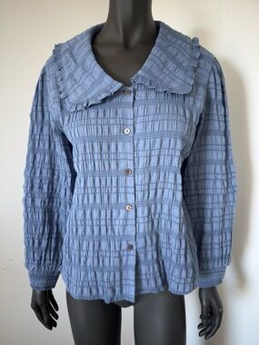 305. SOLITAIRE Collar Blue Textured Button-Front Women’s Top